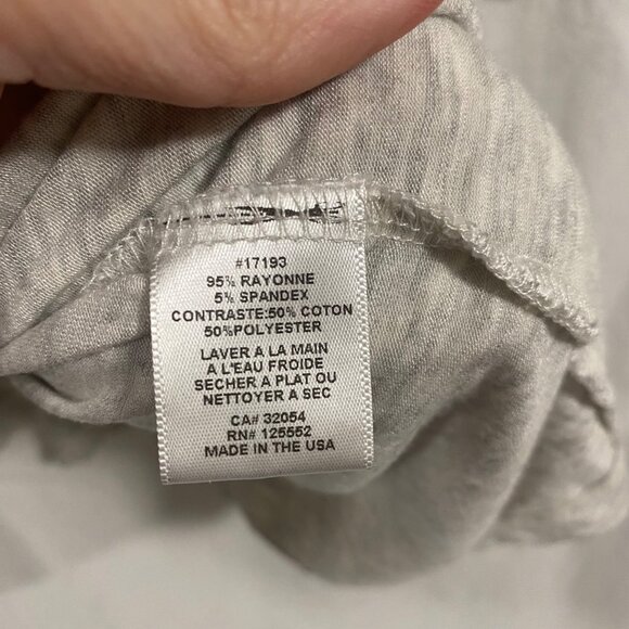 Anthro Dolan Cream Lace Shoulder Dolman Sleeve Gray Top Size S - Picture 4 of 7